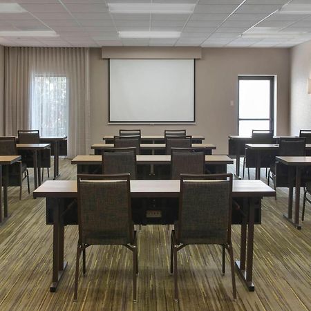 Courtyard By Marriott Boston Norwood/Canton Extérieur photo