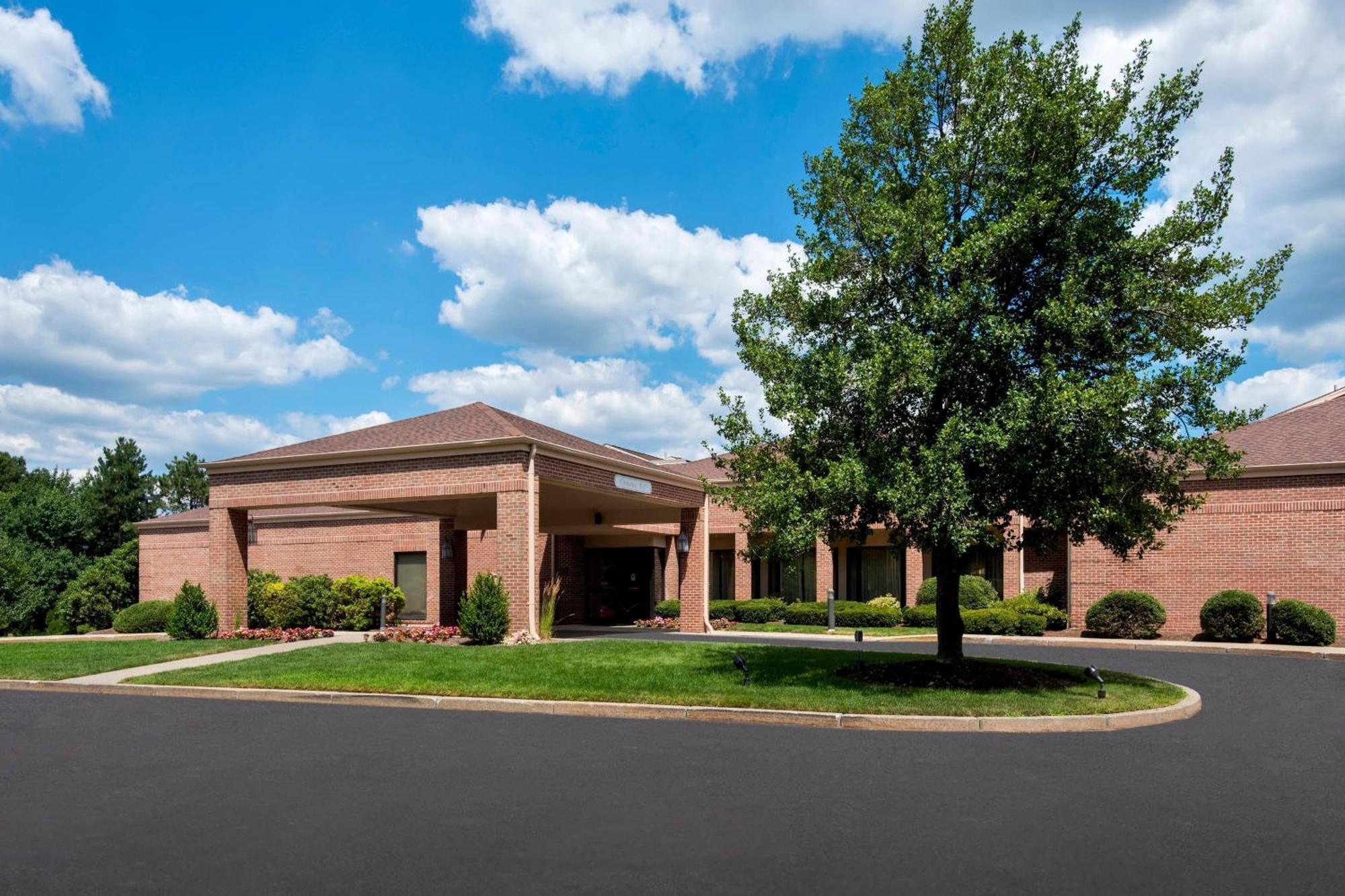Courtyard By Marriott Boston Norwood/Canton Extérieur photo
