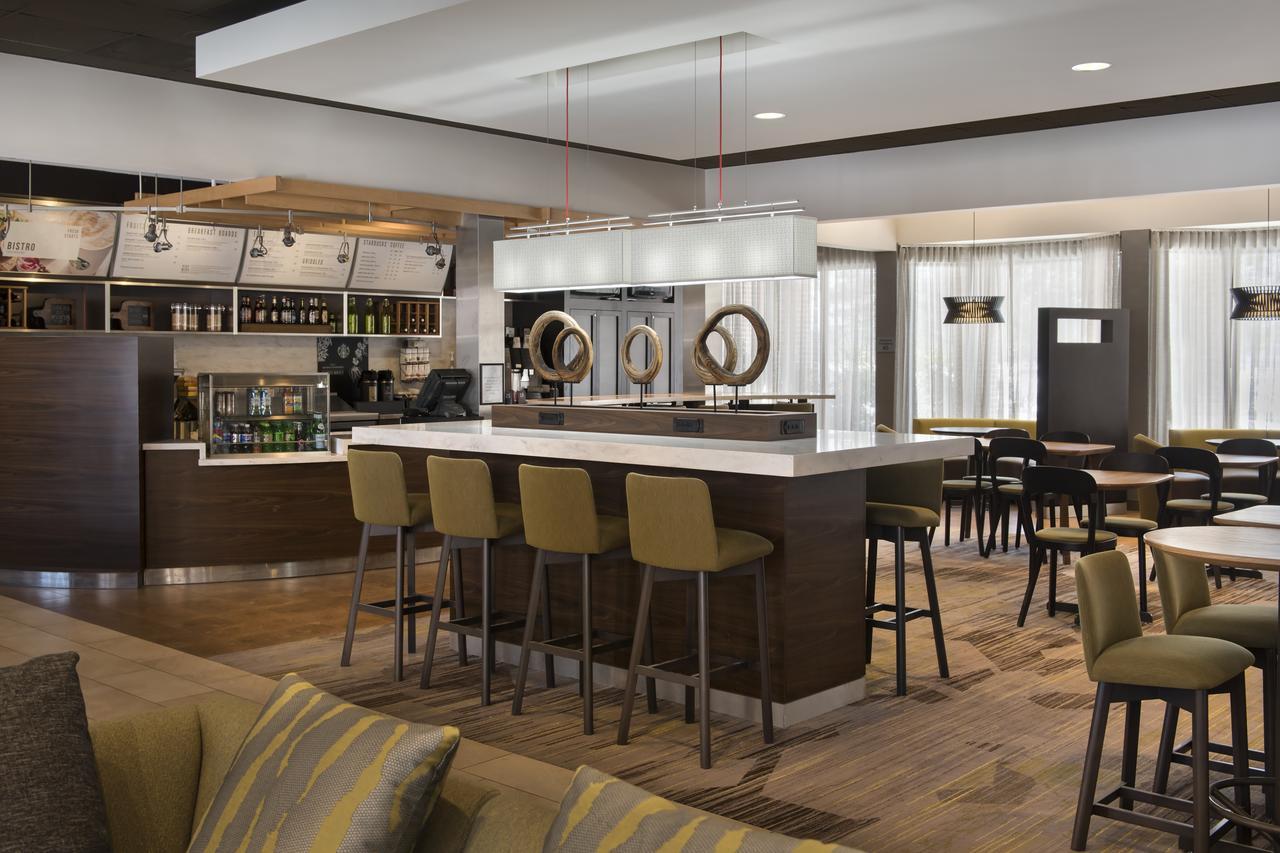 Courtyard By Marriott Boston Norwood/Canton Extérieur photo